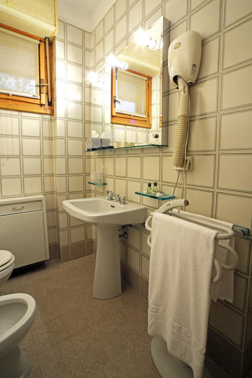 Hotel I Diamanti Garlasco Bilik gambar