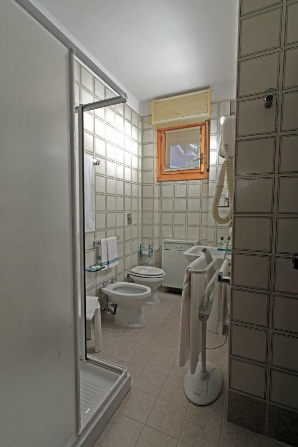 Hotel I Diamanti Garlasco Luaran gambar
